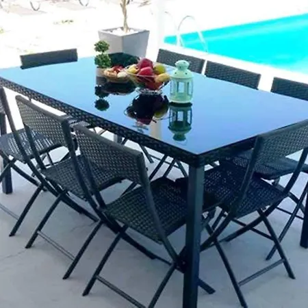 Nissi Beach Luxury Villa *