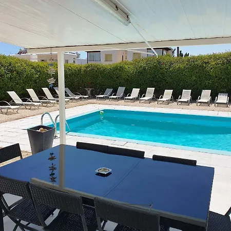 Villa Nissi Beach Luxury *